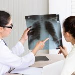 “ไอเรื้อรังอย่ามองข้าม!” หมอเตือนภัยเงียบ ‘มะเร็งปอด’