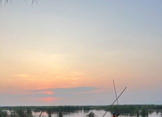 ชุมชนบ้านหน้าทุ่งสามร้อยยอด จัด “ถ่อเรือ ทอรักษ์” รับเดือนแห่งความรักเปิดประสบการณ์ Sustainability Tourism ครั้งแรกในประเทศไทย